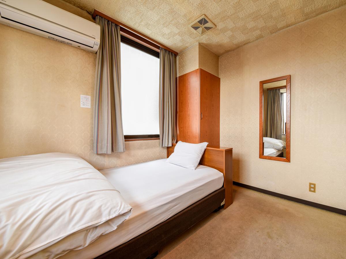 Green Business Hotel Fukuyama Zewnętrze zdjęcie